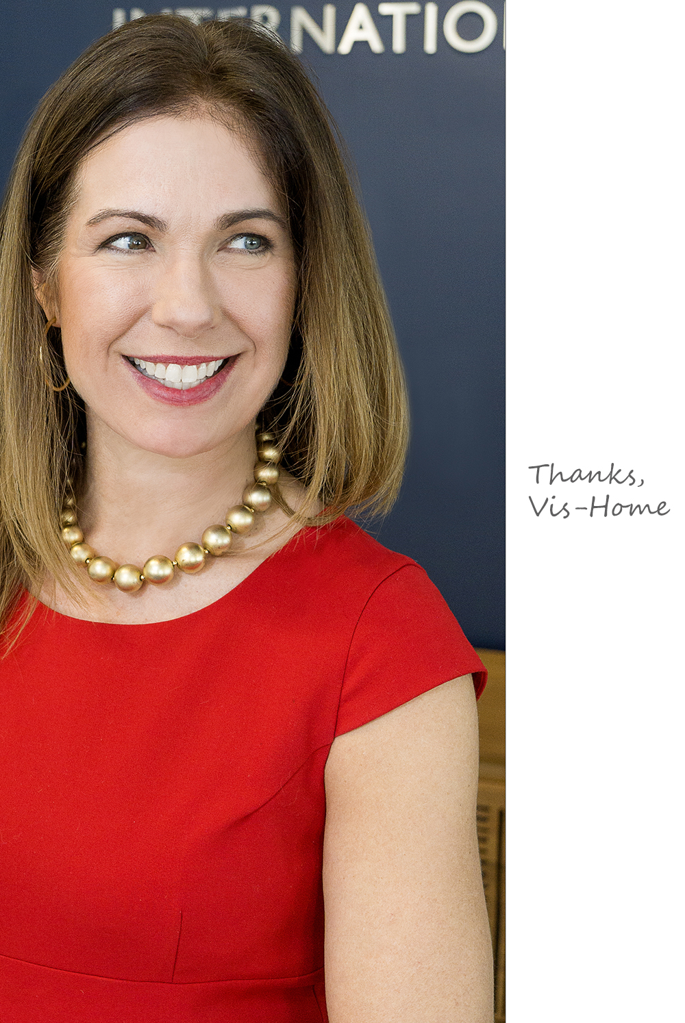 Professional headshot of Jenifer from Vis-Home branding shoot